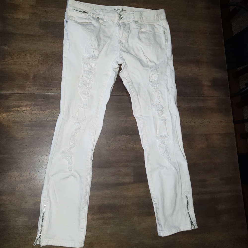 London Jean white ripped jeans with zipper pockets size 6